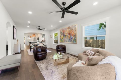 112 Goldenrod Street Houston TX 77009