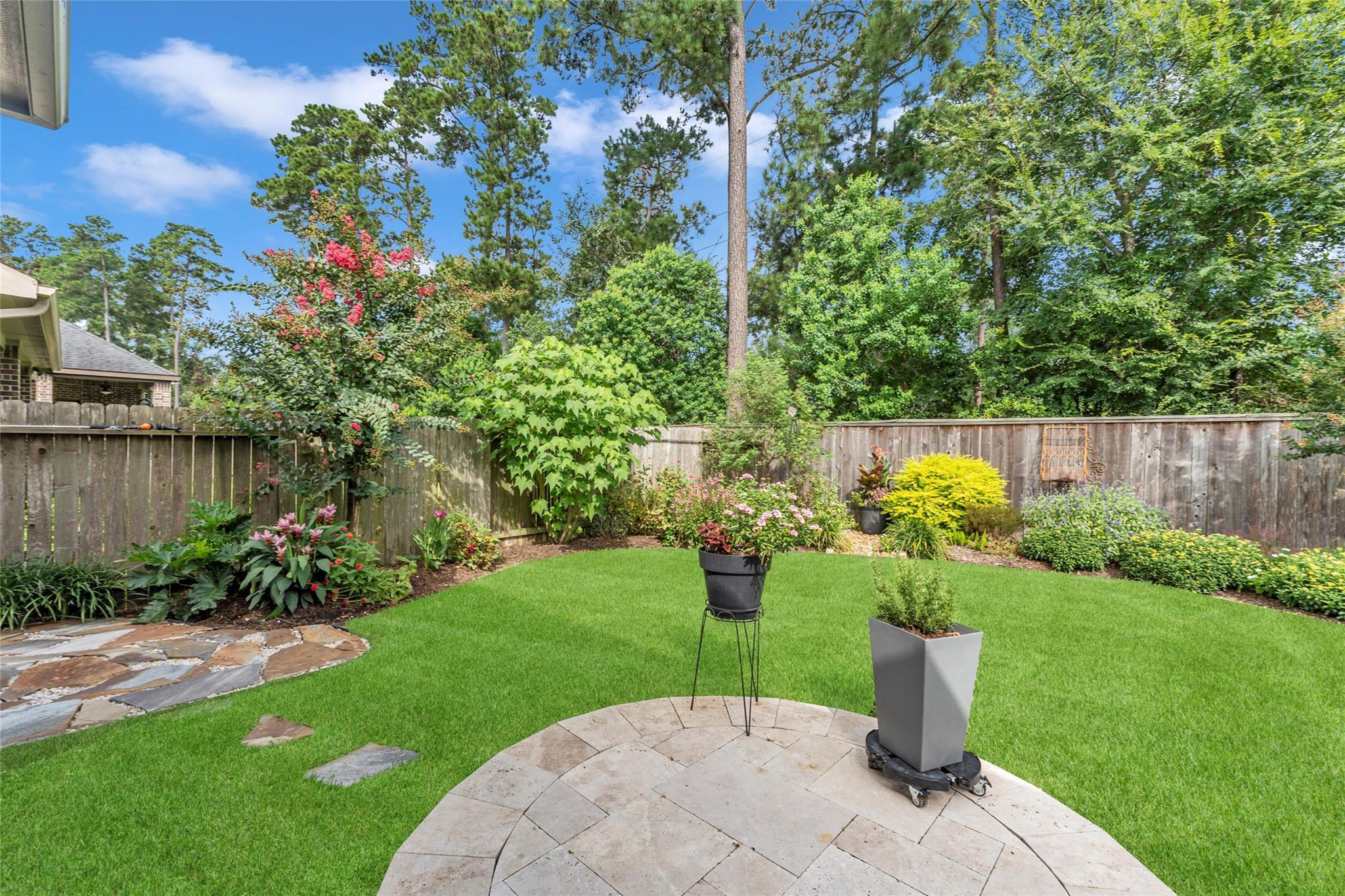 1015 Ginger Glade Lane