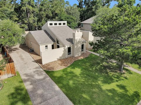 Photo of 11830 Thoreau Drive, Montgomery, TX 77356 (MLS # 27548031)