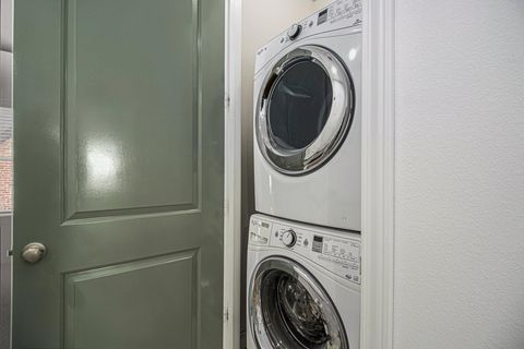 Tiny photo for 9674 Knight Road, Houston, TX 77045 (MLS # 20488016)