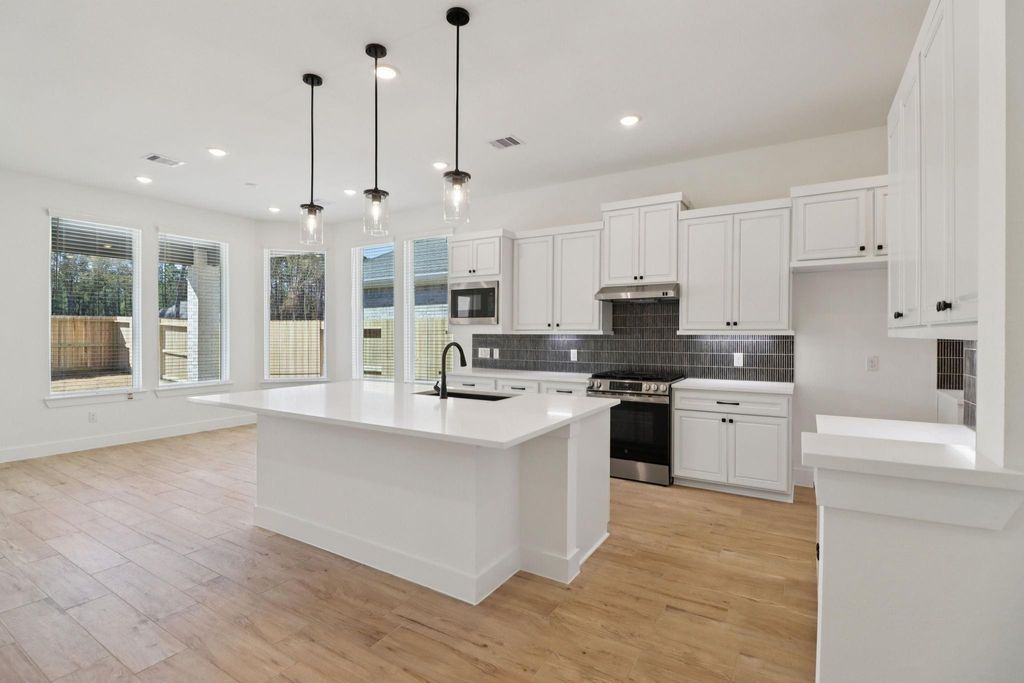 Photo of 9742 Roaring River Falls Lane, Porter, TX 77365 (MLS # 85917315)