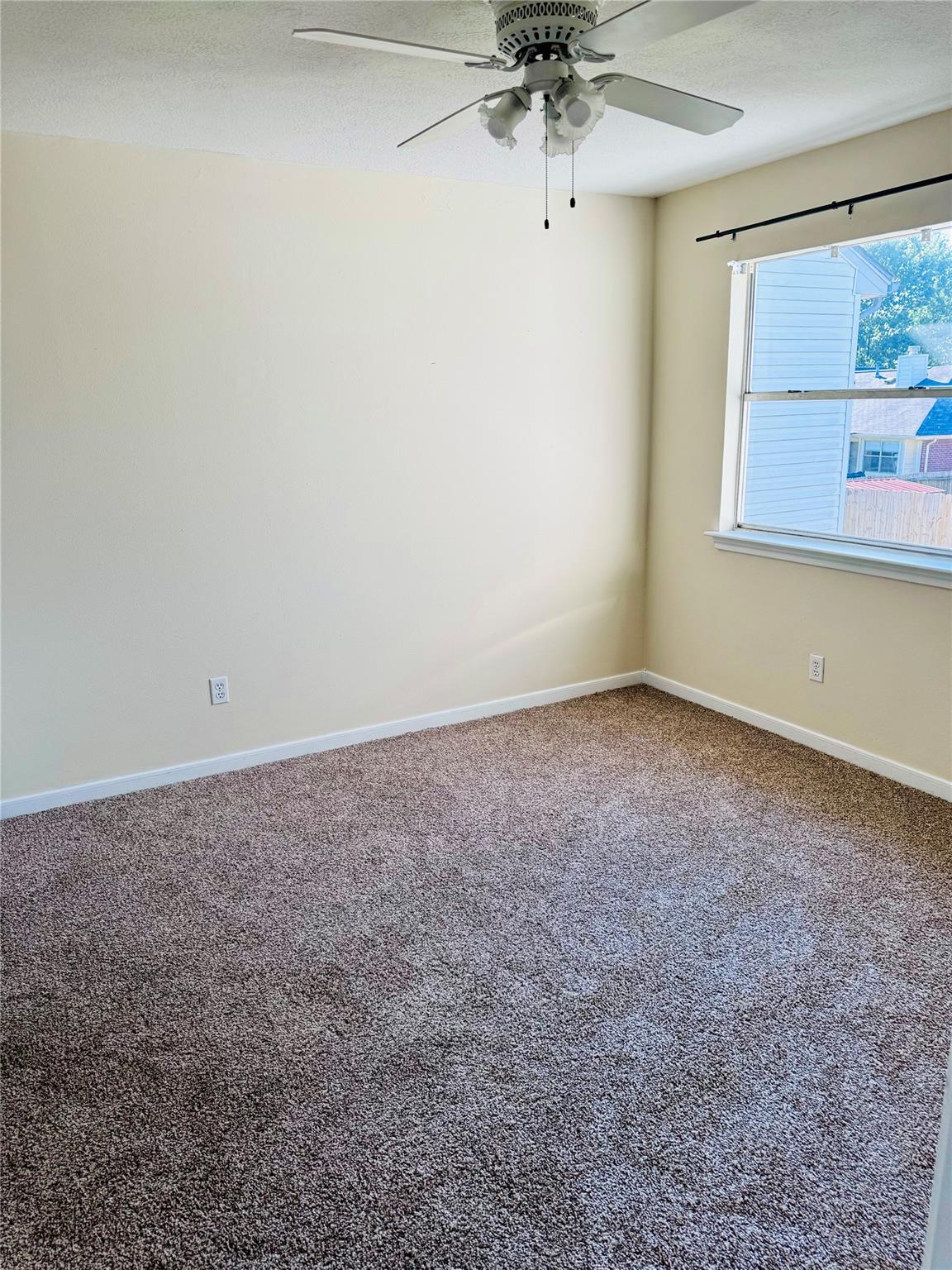 Houston, Texas 77084, United States, 4 Bedrooms Bedrooms, ,3 BathroomsBathrooms,Residential,Active,221782