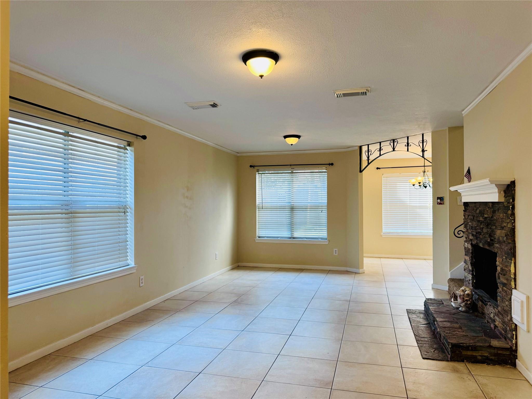 Houston, Texas 77084, United States, 4 Bedrooms Bedrooms, ,3 BathroomsBathrooms,Residential,Active,221782