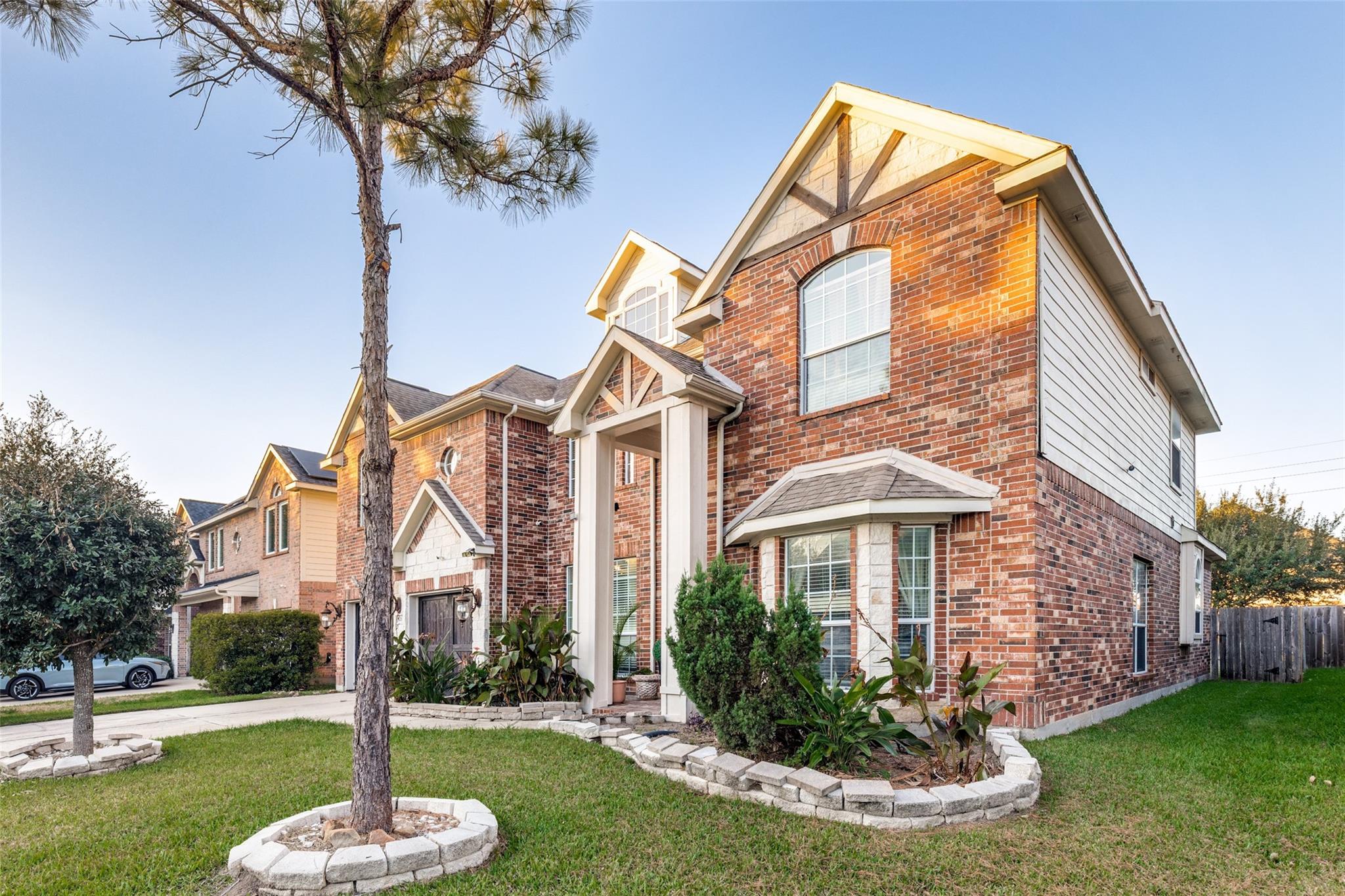 8211 Paddle Rock Lane