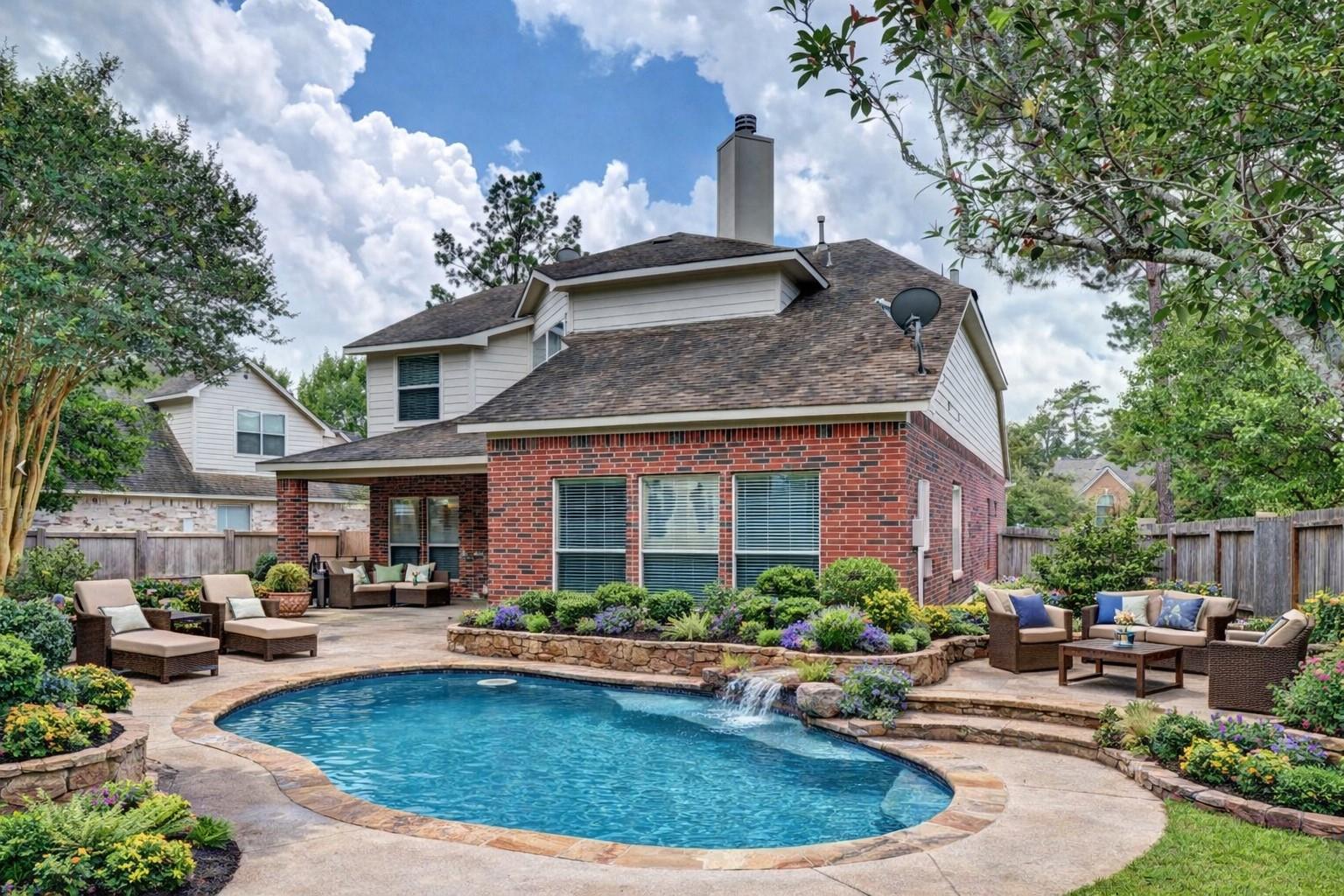 30 N Scribewood Circle