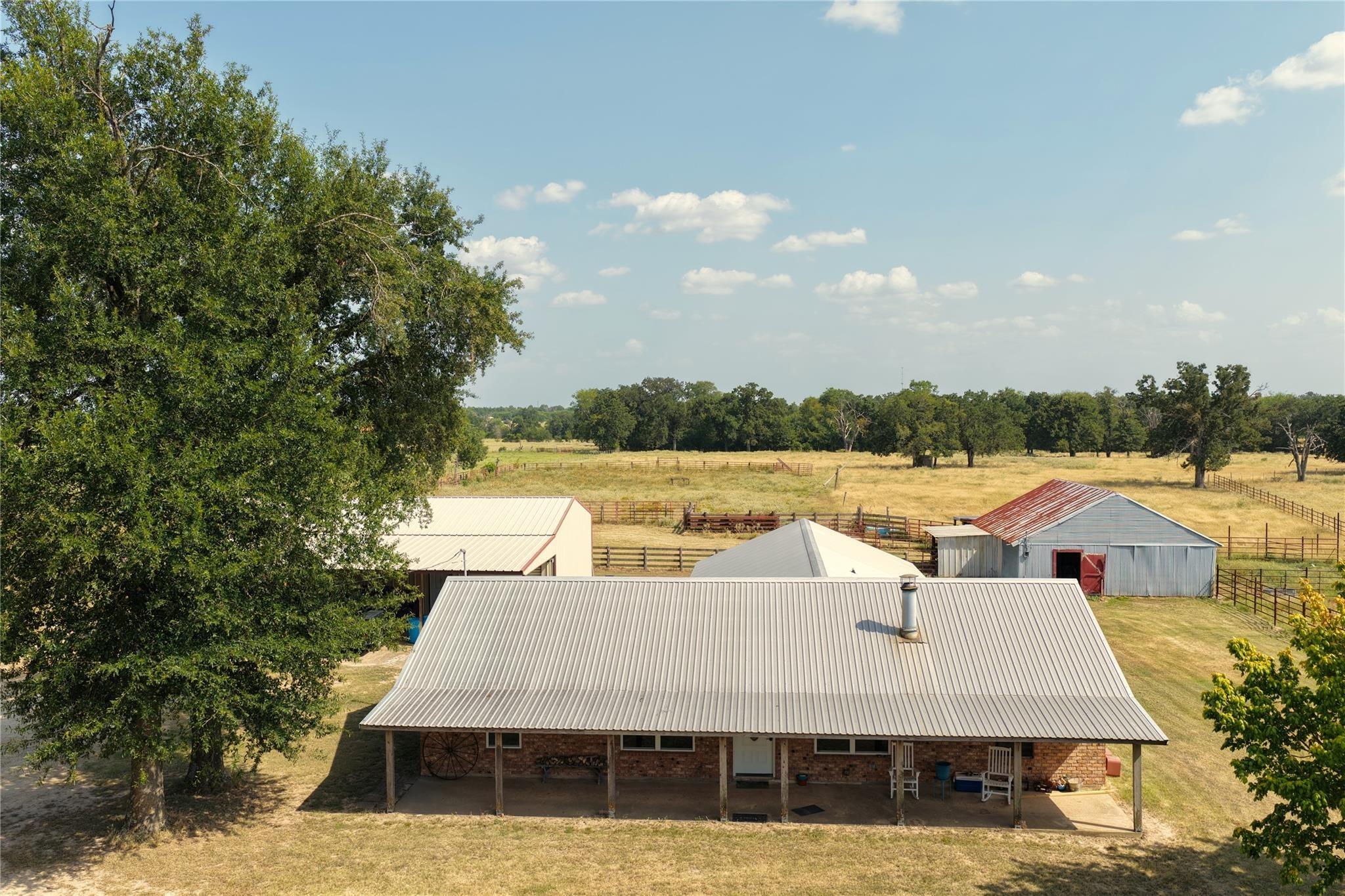 110 Private Road 749
