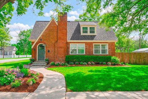 Homes For Sale - 2801 Avenue I<br/> Bay City, TX 77414