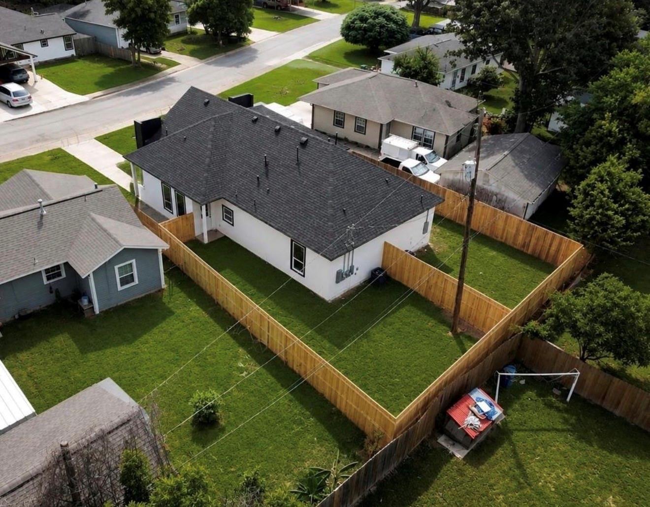 2006 Vince St
