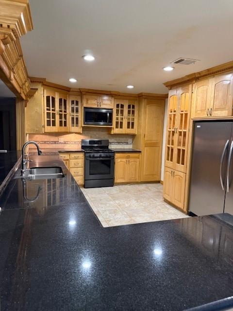 5603 Nina Lee Lane