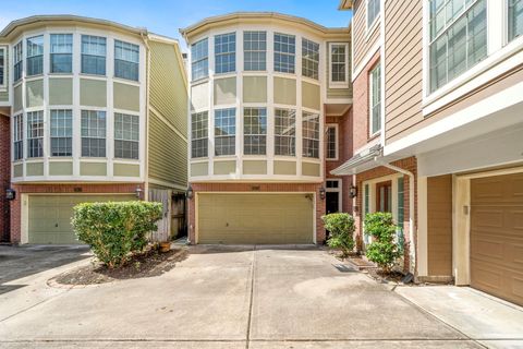 Photo of 1429 Oneil Street, Houston, TX 77019 (MLS # 69510654)