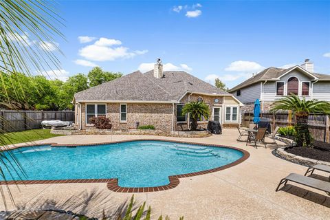 Photo of 312 Summer Haven Circle, League City, TX 77573 (MLS # 79144771)