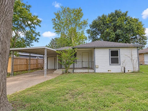 Photo of 2309 Avenue F, Dickinson, TX 77539 (MLS # 62836999)