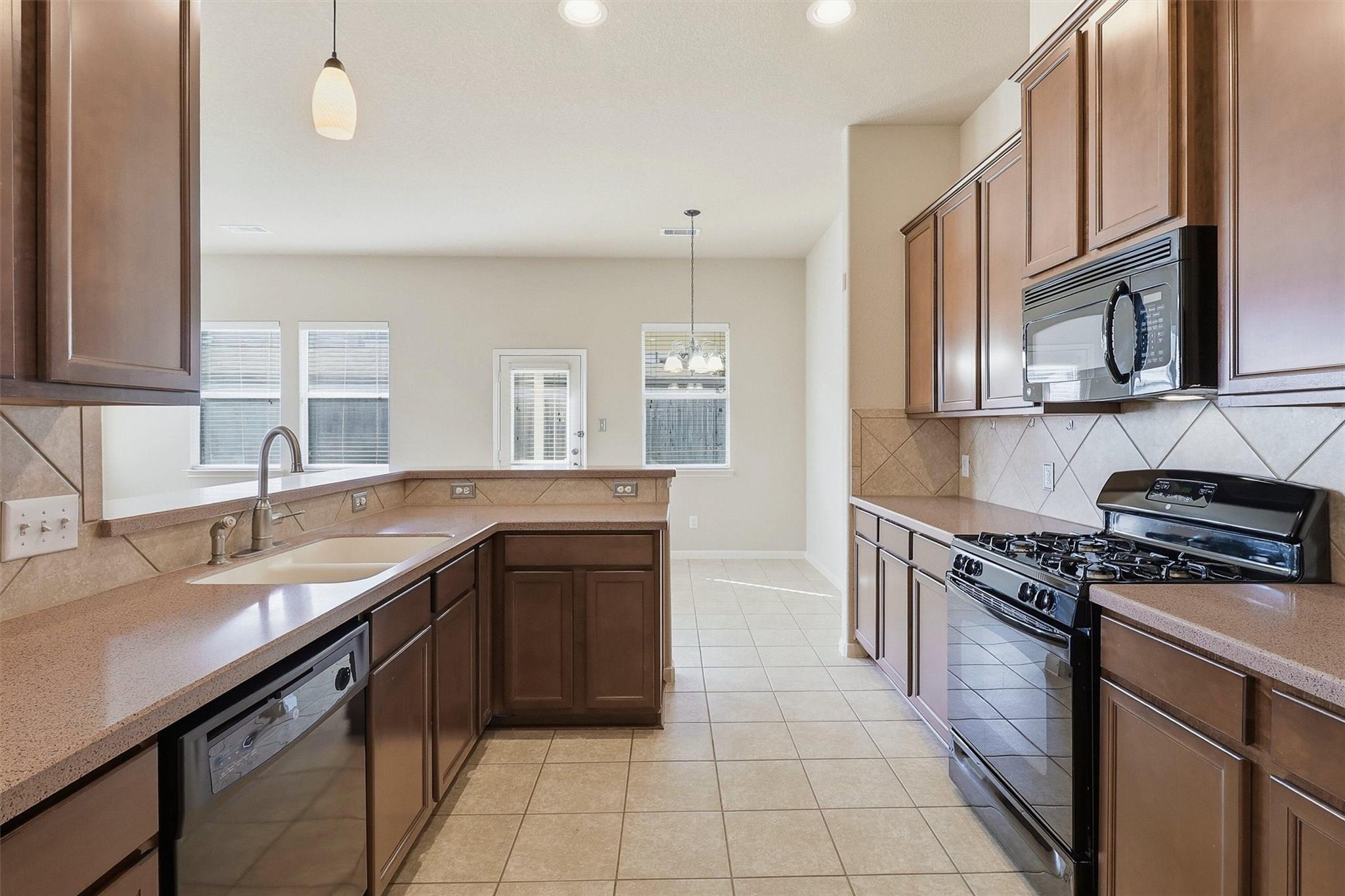 2923 Empire Oaks Lane