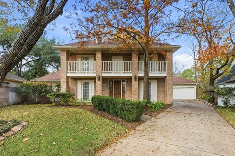 Photo of 1422 Trace Drive, Houston, TX 77077 (MLS # 69185801)
