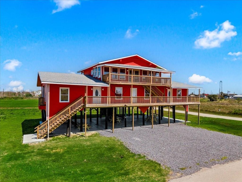 Photo of 920 17th St St, Port Bolivar, TX 77650 (MLS # 40702957)