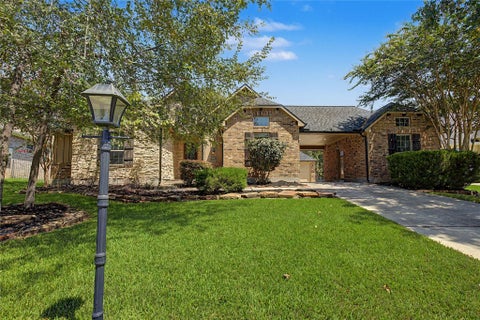 Photo of 279 W Pines Drive, Montgomery, TX 77356 (MLS # 46050540)