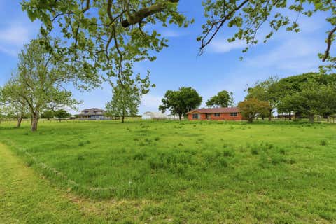 Photo of 2199 Illinois Street, Rhome, TX 76078 (MLS # 24940034)