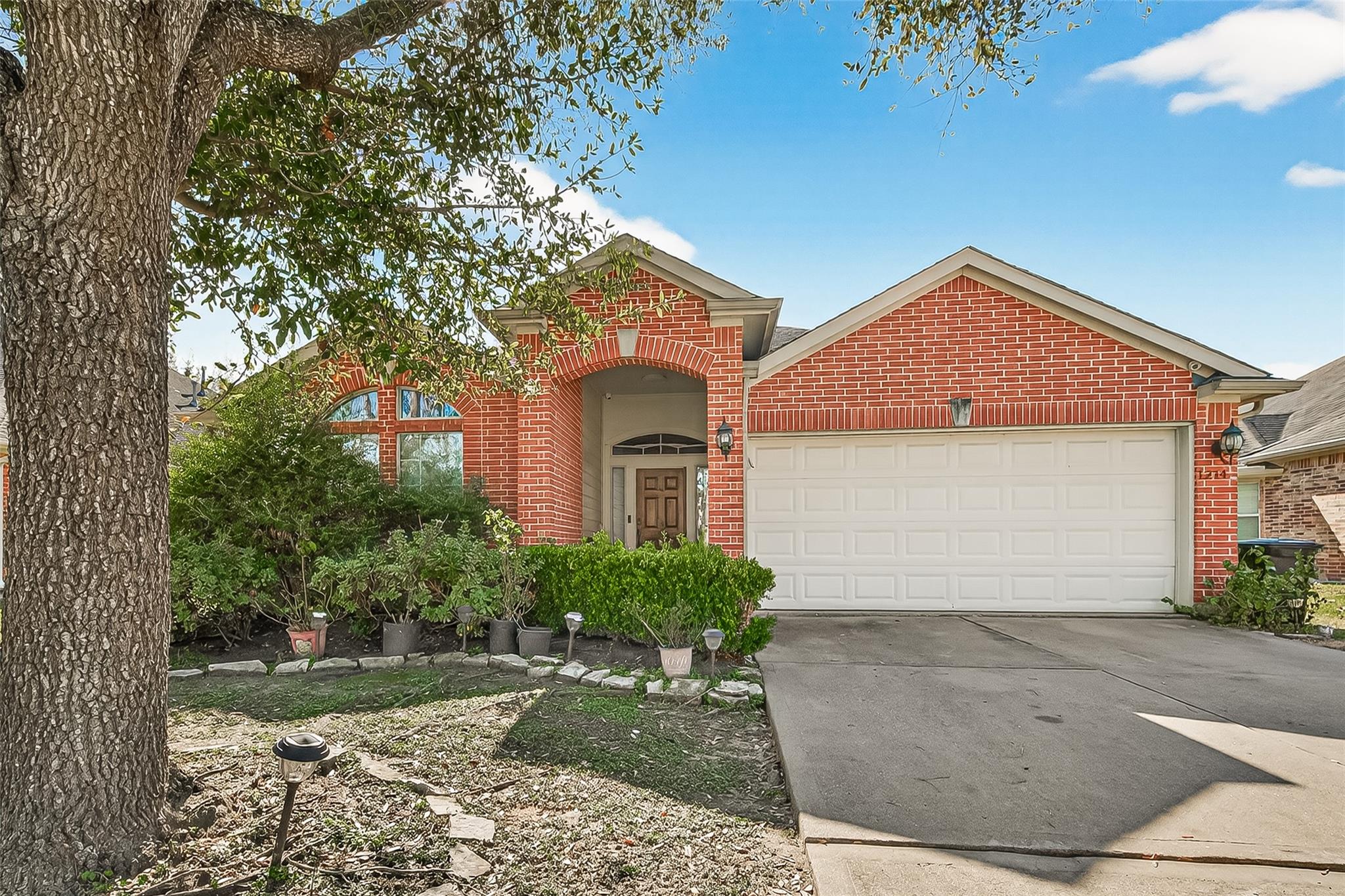 1214 Wesley Drive