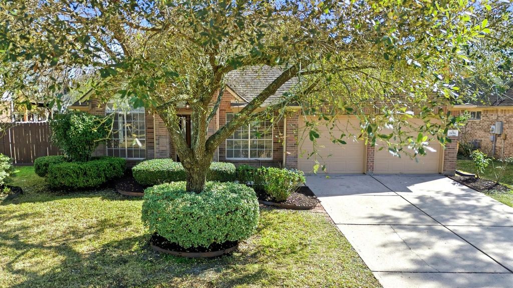 Photo of 18014 Still Springs Court, Humble, TX 77346 (MLS # 24282646)