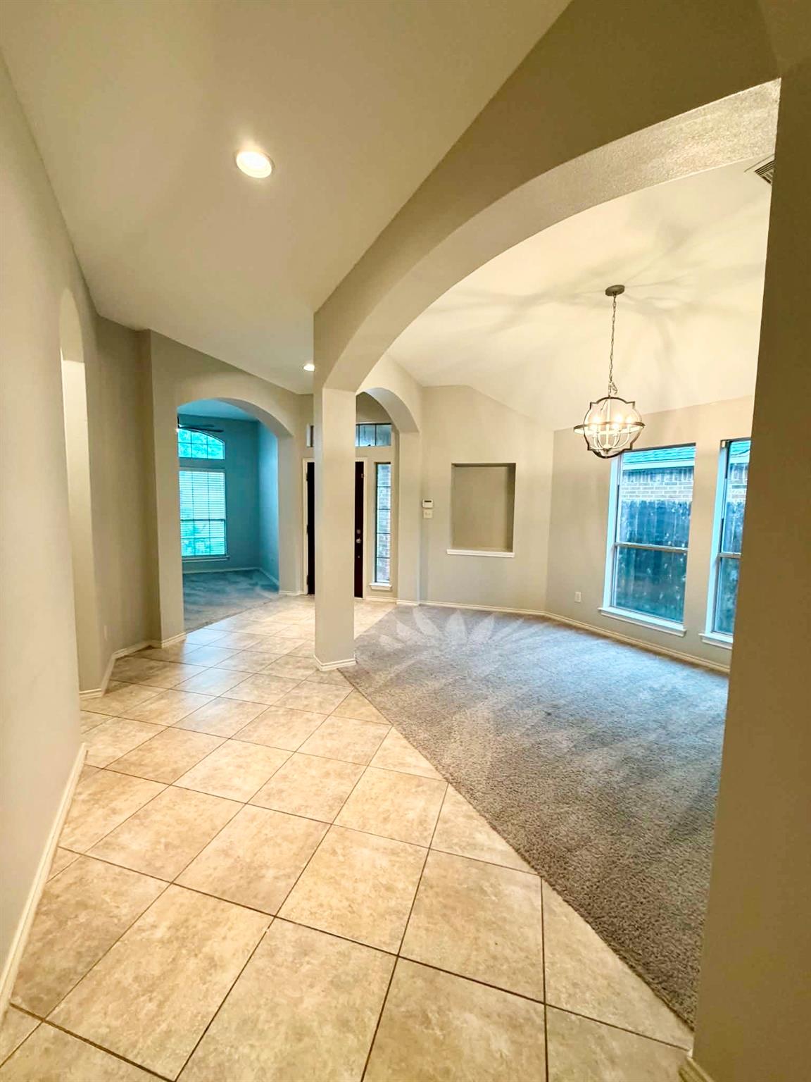 5607 Wagon Wheel Lane