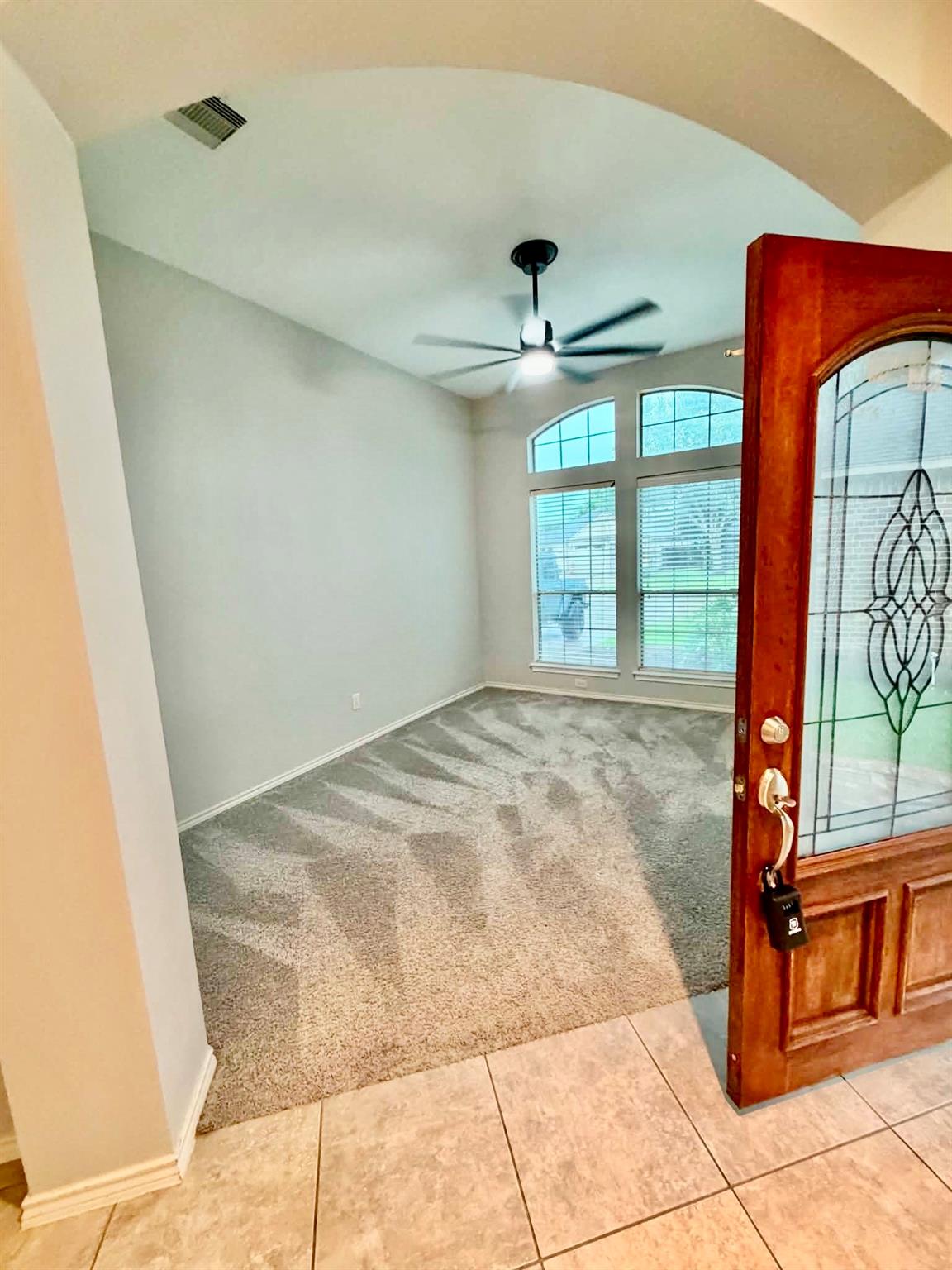 5607 Wagon Wheel Lane