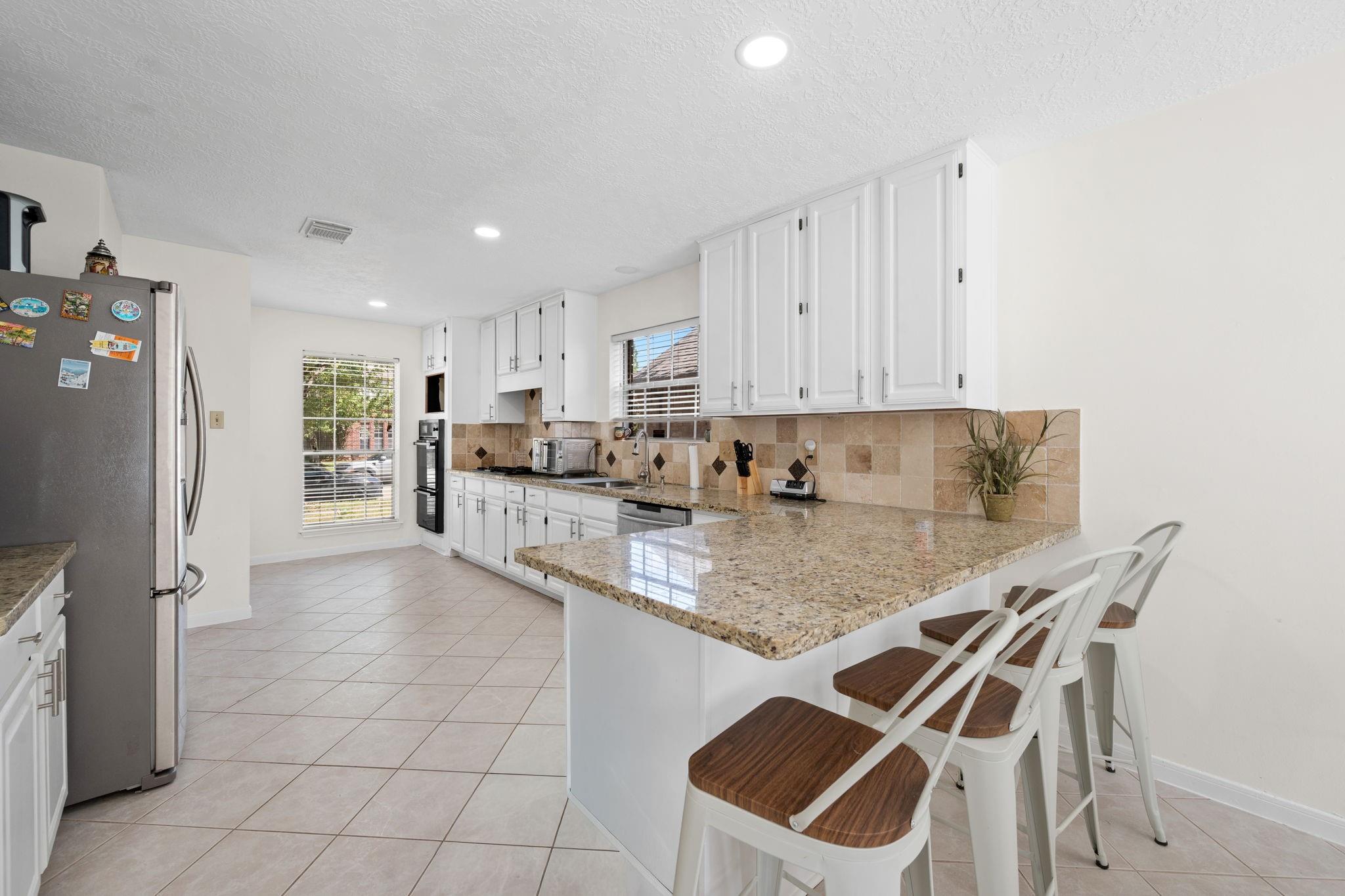 7306 Oak Walk Drive