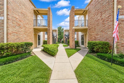 Photo of 3741 Thistlemont Drive, Houston, TX 77042 (MLS # 75272904)