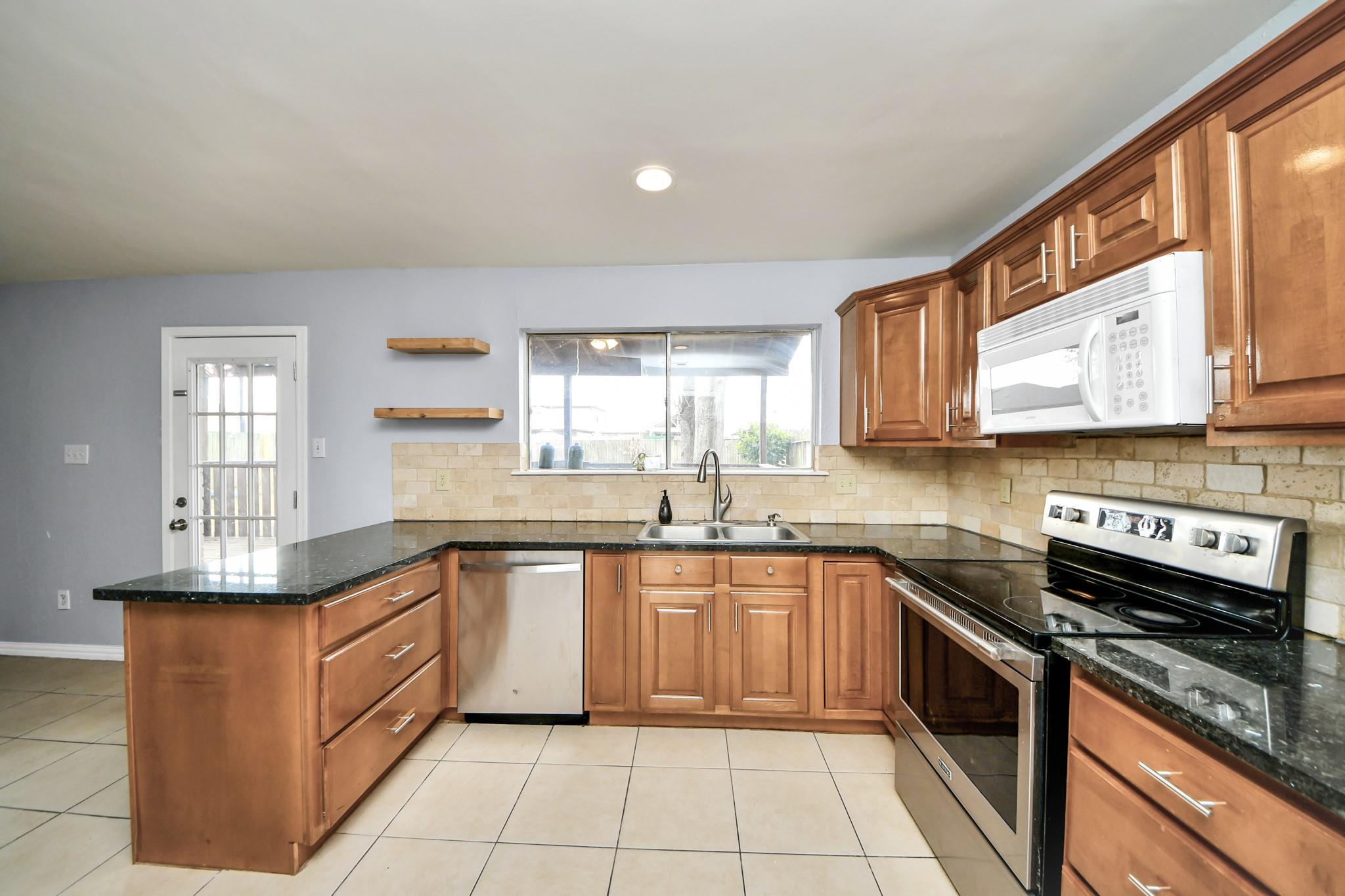 23927 Verngate Drive