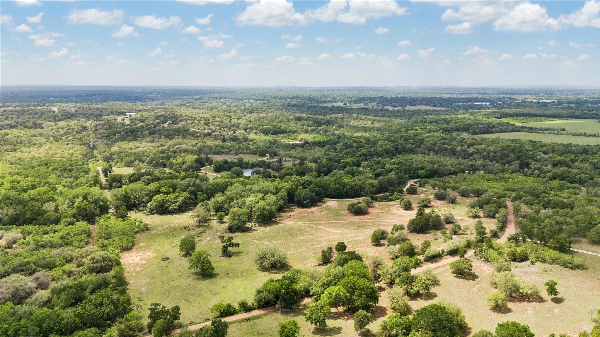 1611 Bartons Creek Road Road