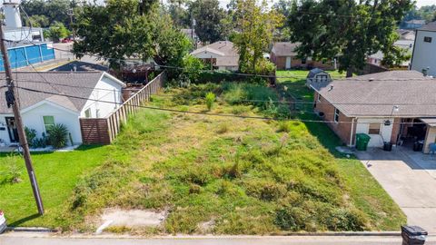 Photo of 1818 Lula Street, Houston, TX 77009 (MLS # 34516819)