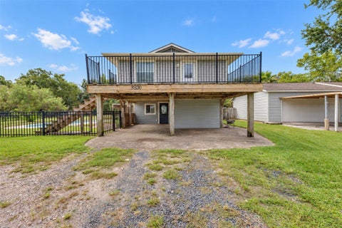 Photo of 3920 Stewart Road, Kemah, TX 77565 (MLS # 13319112)