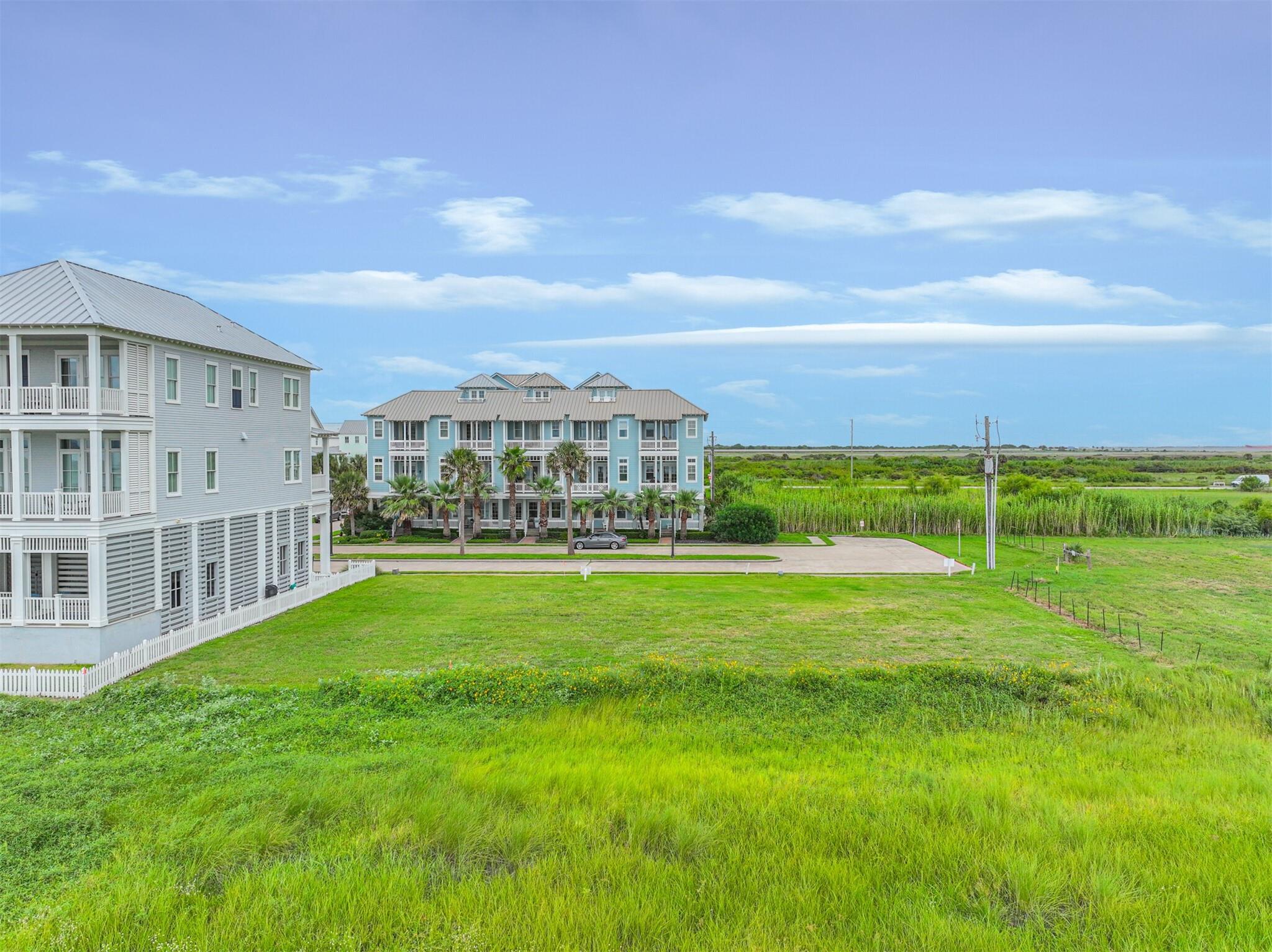 1833 Seaside Drive