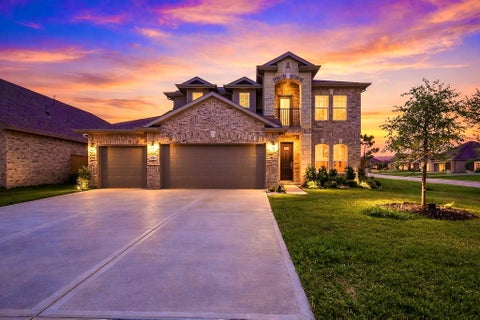 Photo of 10511 Amador Peak Drive, Rosharon, TX 77583 (MLS # 2570939)