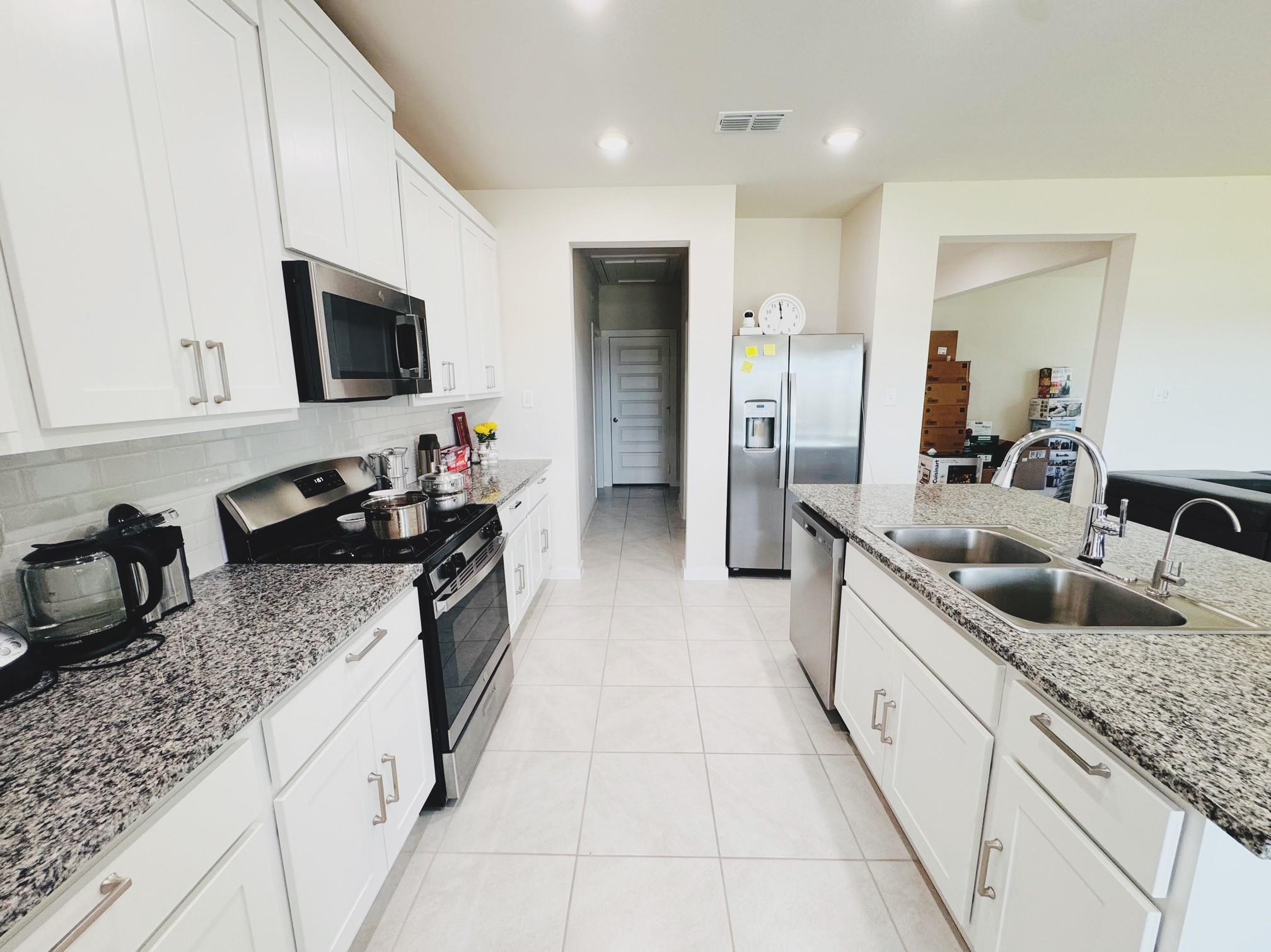 7410 Pin Oak Prairie