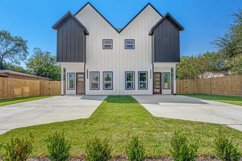 Photo of 5642 Hirondel Street, Houston, TX 77033 (MLS # 77754635)