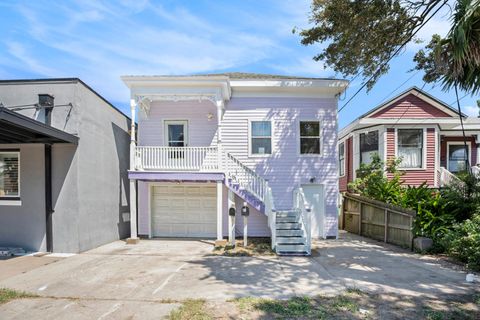 Photo of 1512 Moody Avenue, Galveston, TX 77550 (MLS # 75679874)