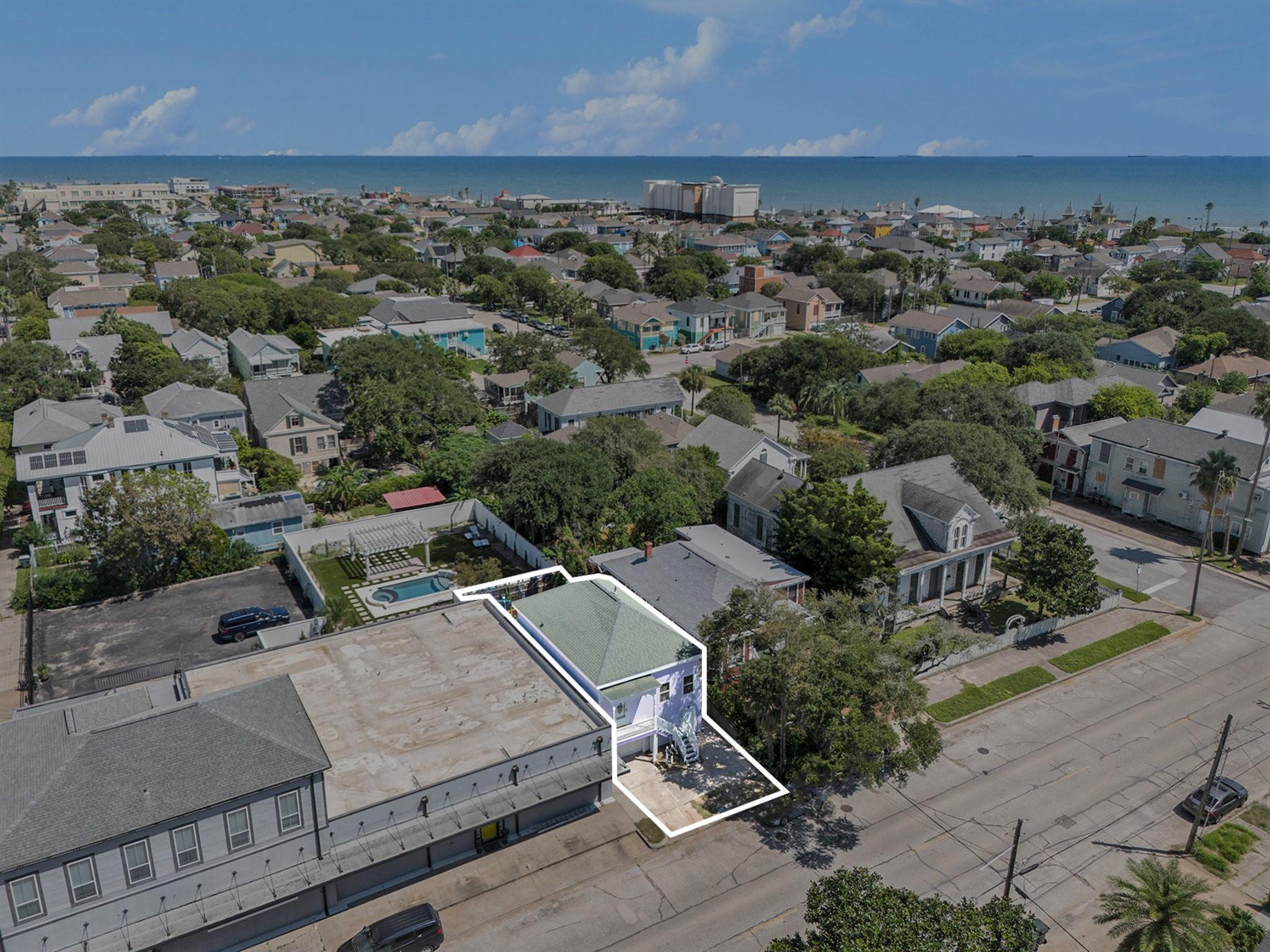 1512 Moody Avenue