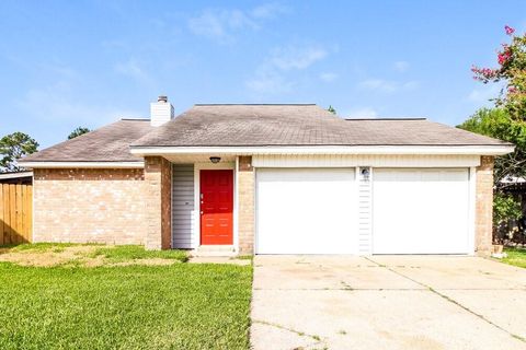 Photo of 2222 Victoria Court, Missouri City, TX 77459 (MLS # 65938098)