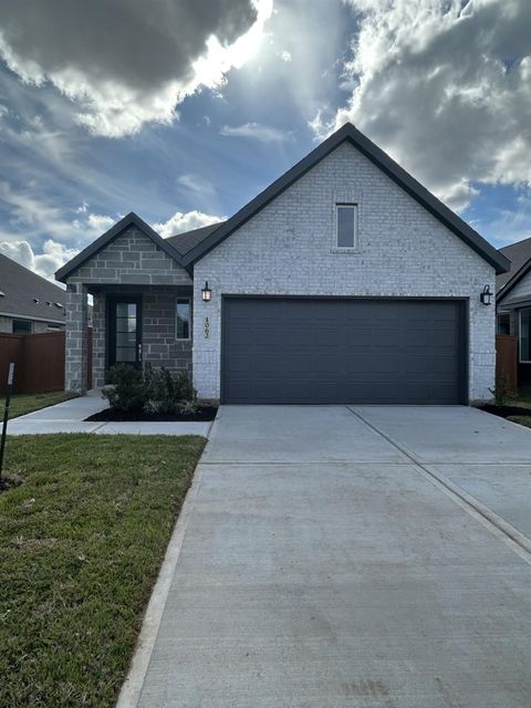 Photo of 1062 Blue Stone Drive, Beasley, TX 77417 (MLS # 39577771)