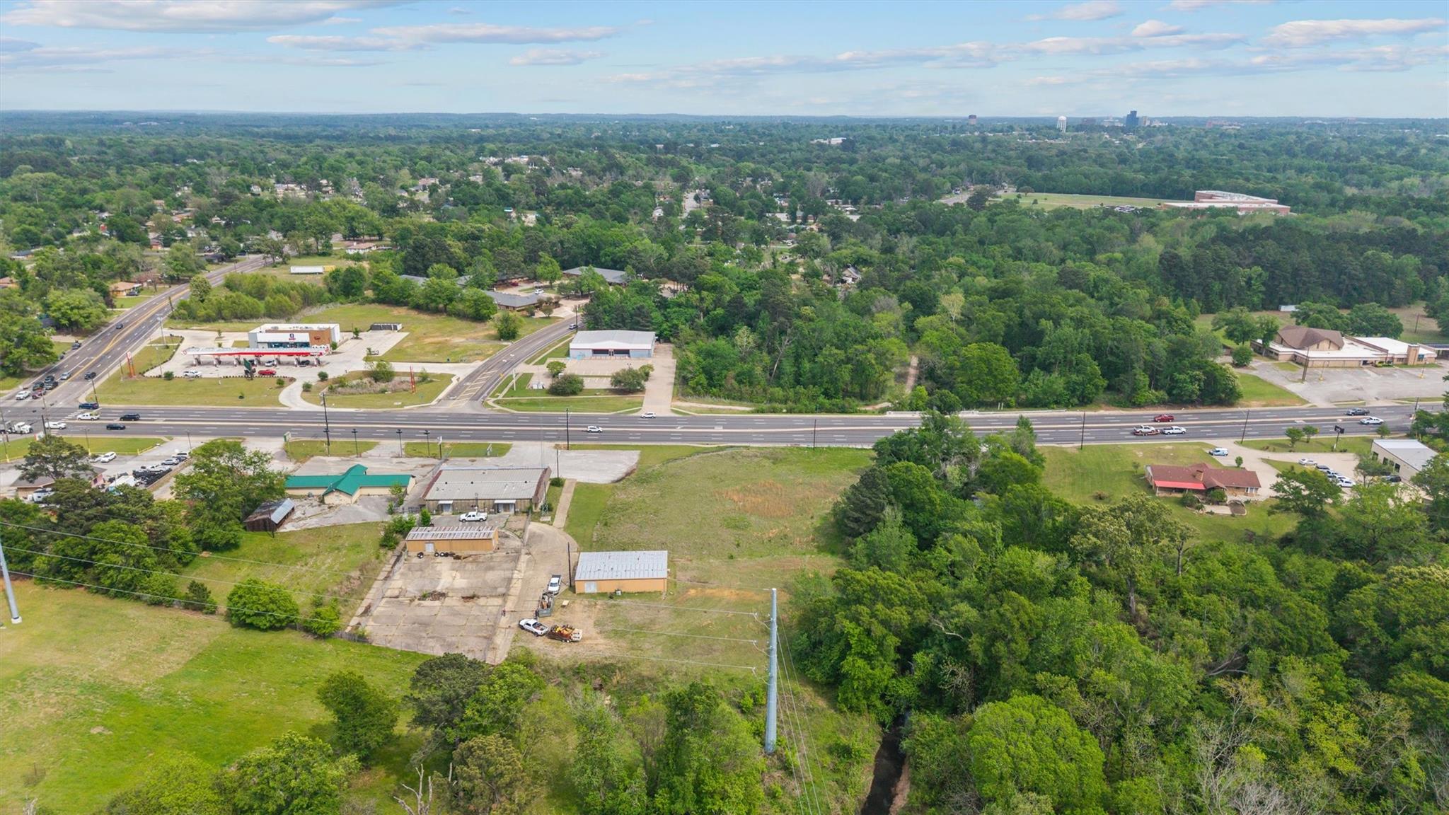 1404 N Northwest Loop 323