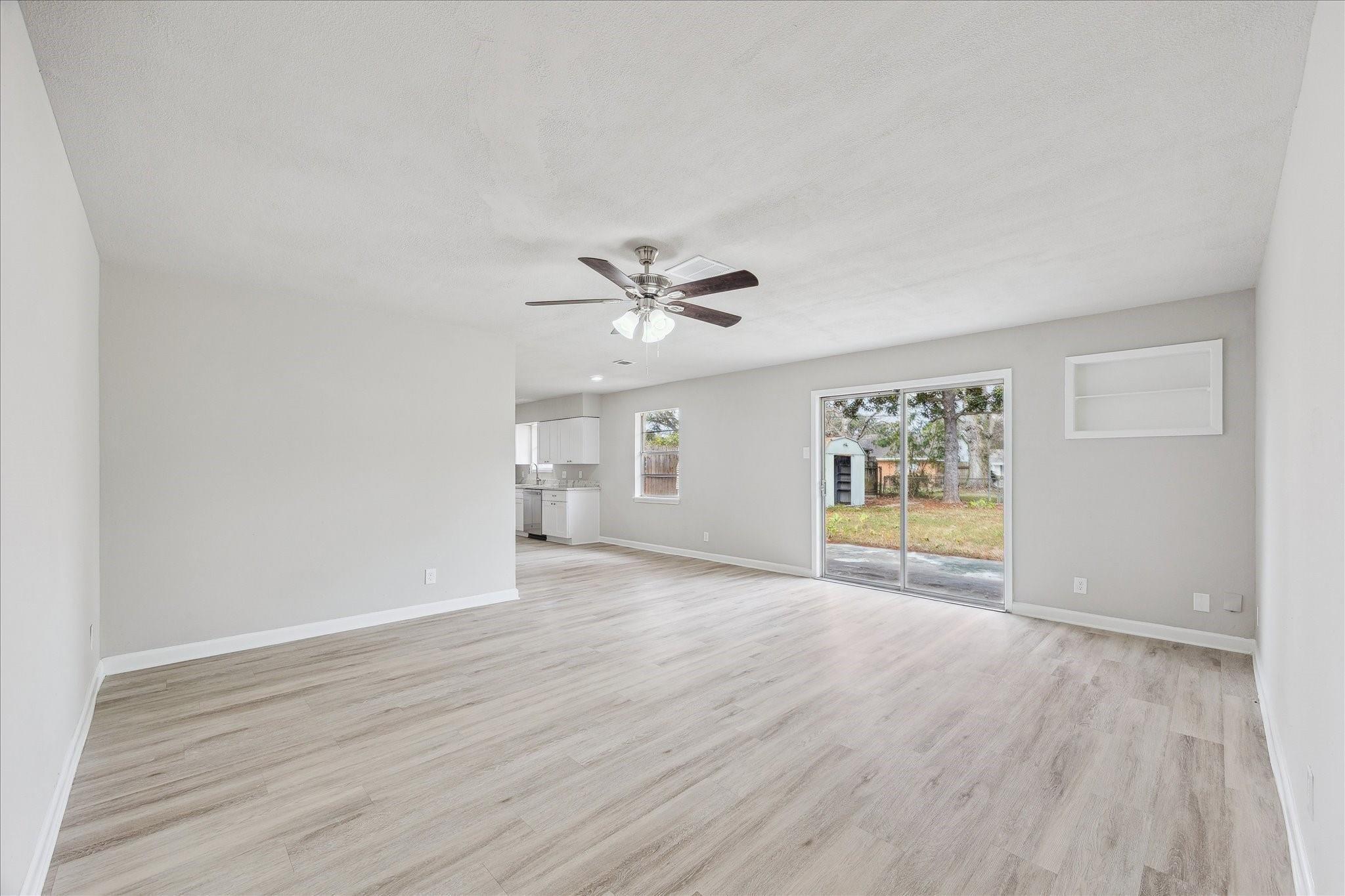 5922 Fontenelle Drive