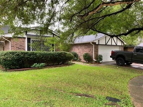 Homes For Sale - 14918 Silver Green Drive<br/> Channelview, TX 77530