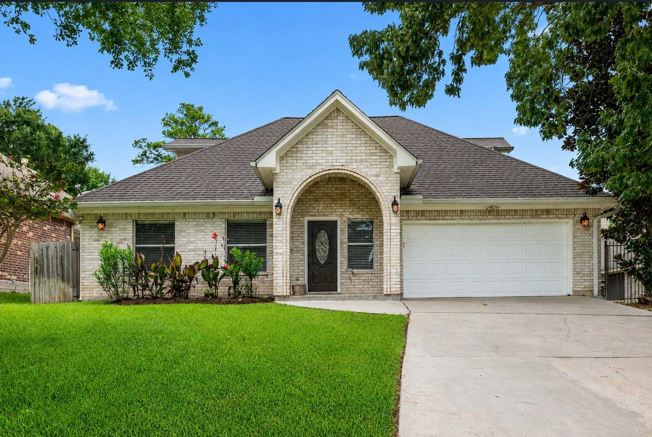 3737 Whisper Walk