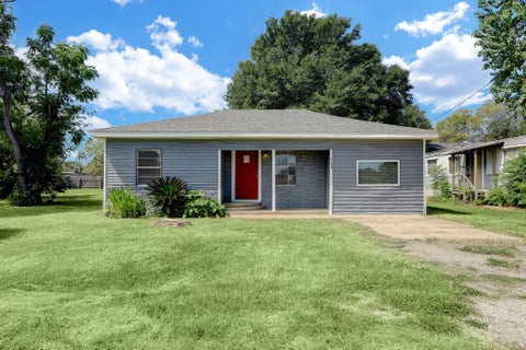 Homes For Rent - 308 Bennett Drive<br/> West Columbia, TX 77486