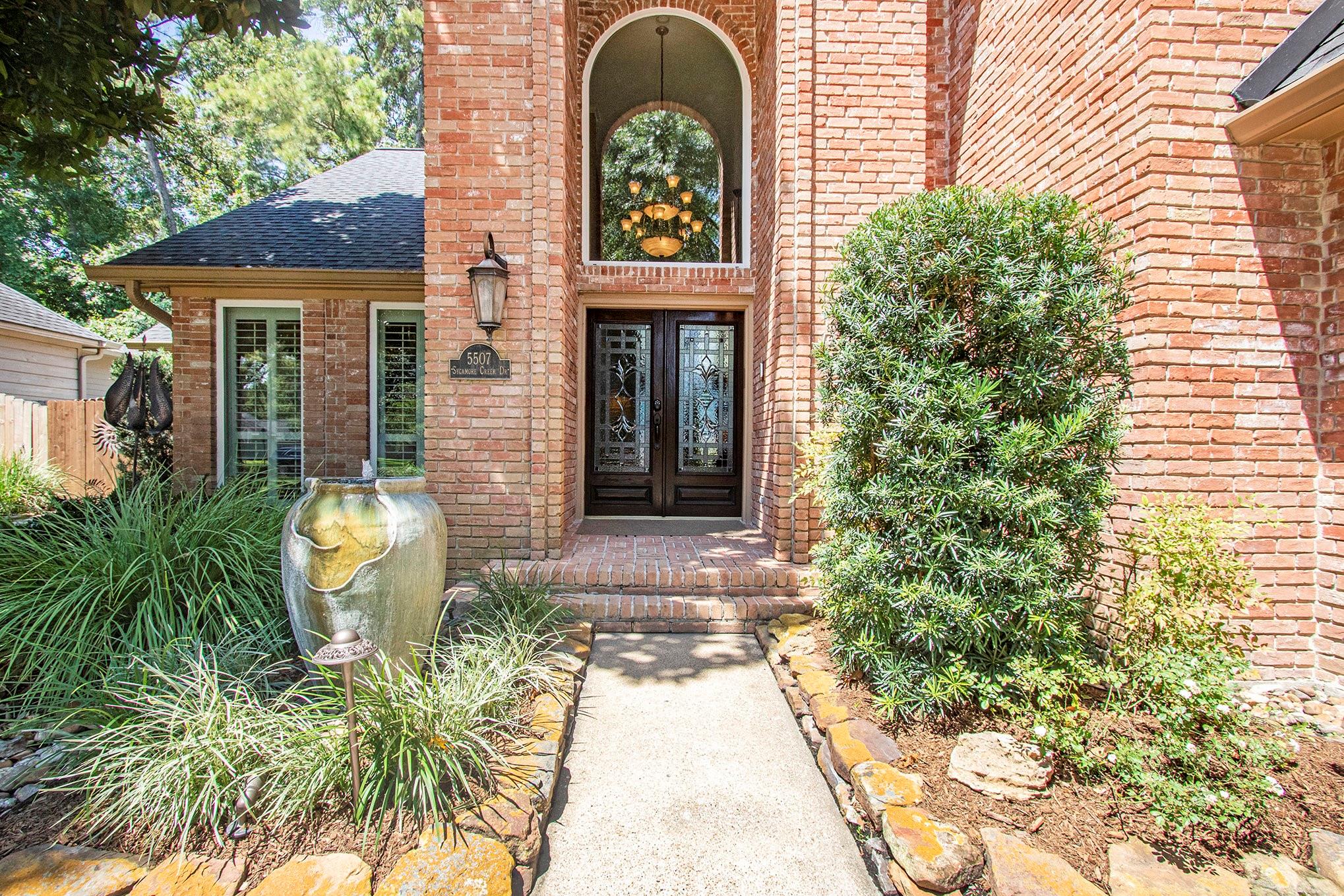 5507 Sycamore Creek Drive