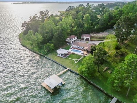 Photo of 635 Burris Drive, Livingston, TX 77351 (MLS # 11831538)
