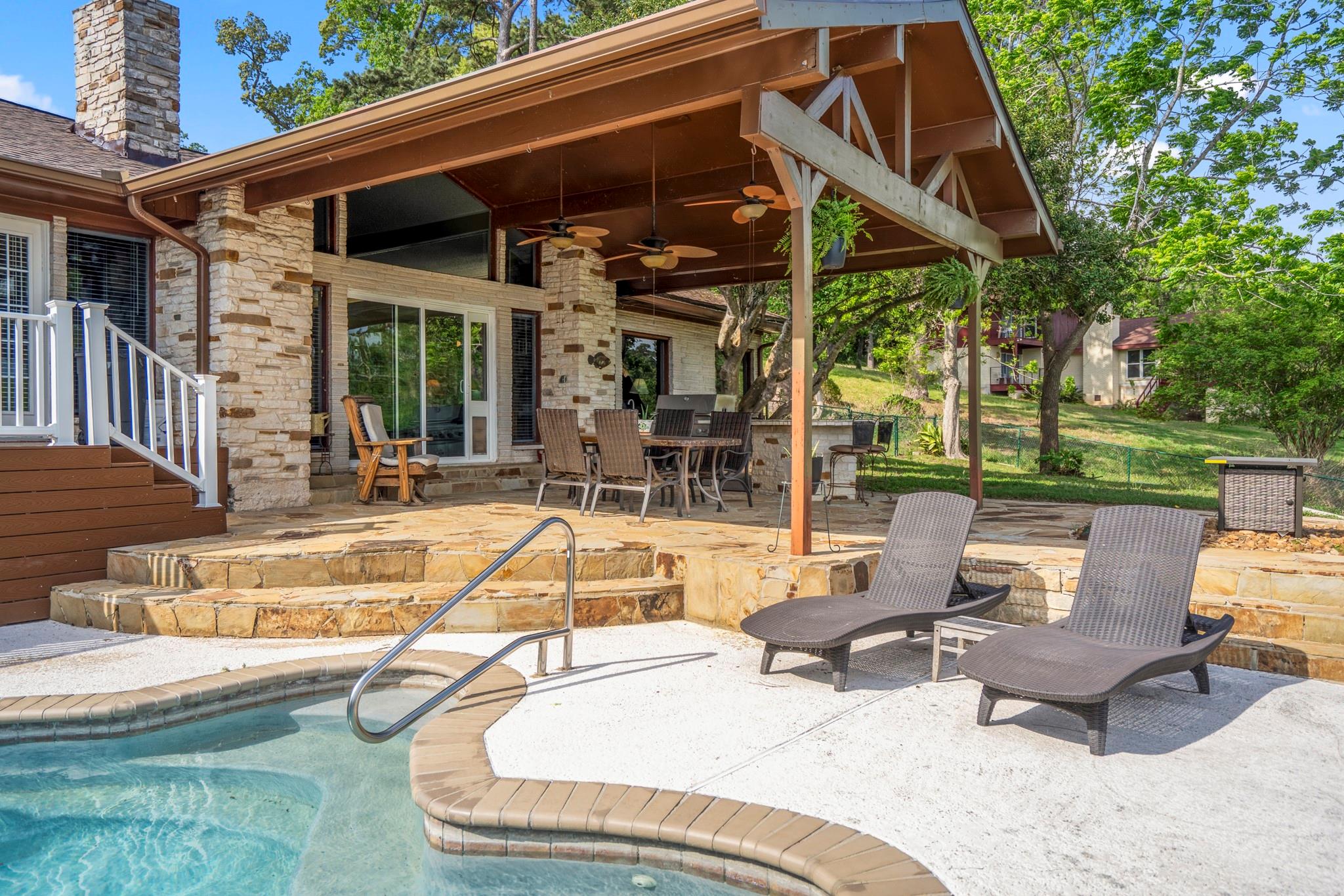 635 Burris Drive