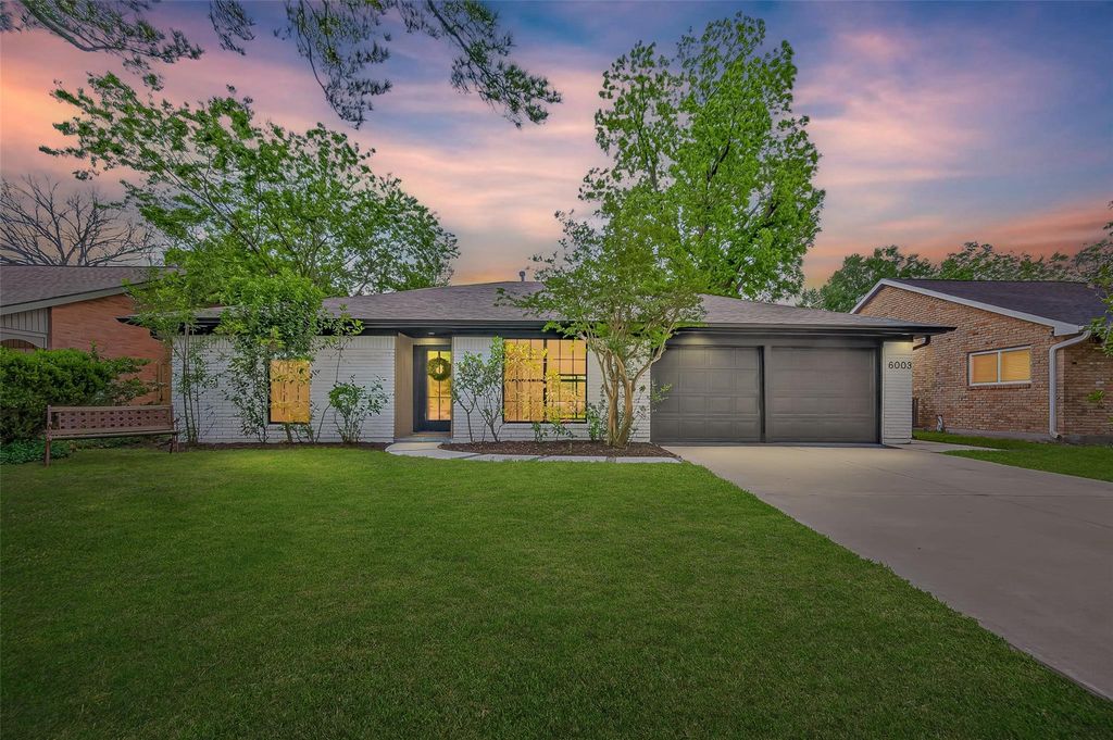 Photo of 6003 Benning Drive, Houston, TX 77096 (MLS # 89412059)