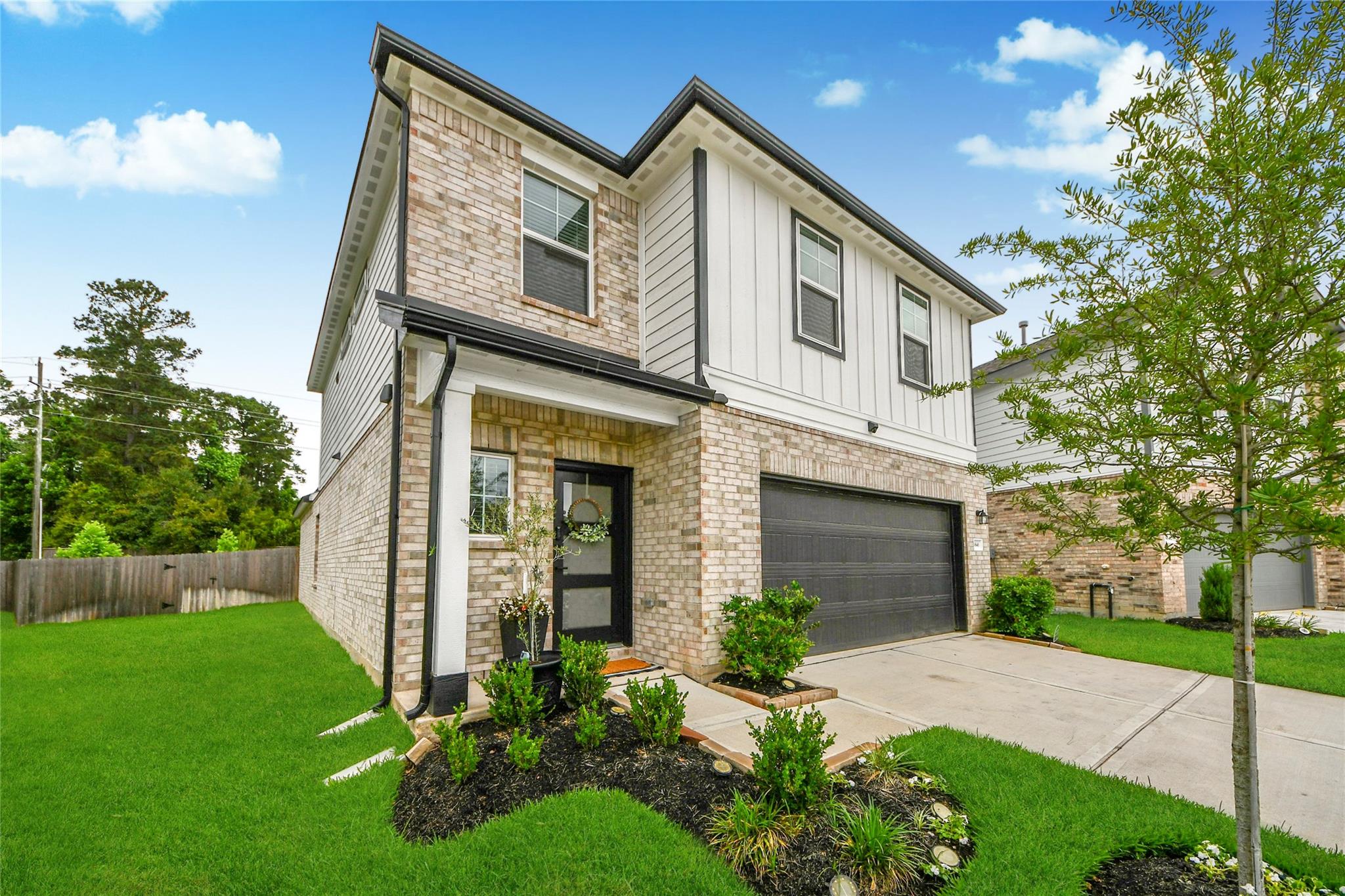 8646 Blueberry Ash Street