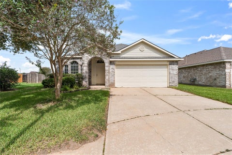 Photo of 17042 Midnight Sun Lane, Richmond, TX 77407 (MLS # 8545660)